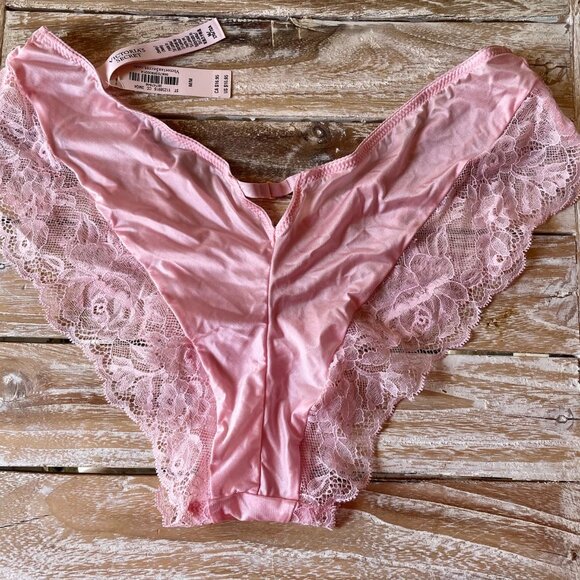 Victoria Secret Lot of 3 Thong Panties Pink Black M/M Lacy Bow Polkadots - Picture 3 of 11